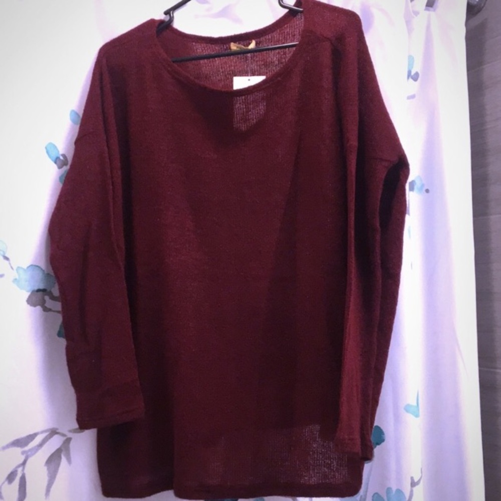 NWT Gorgeous Maroon Sweater 💗